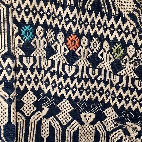 La Regional Hand woven embroided Aztec Blazer - Picture 5 of 10